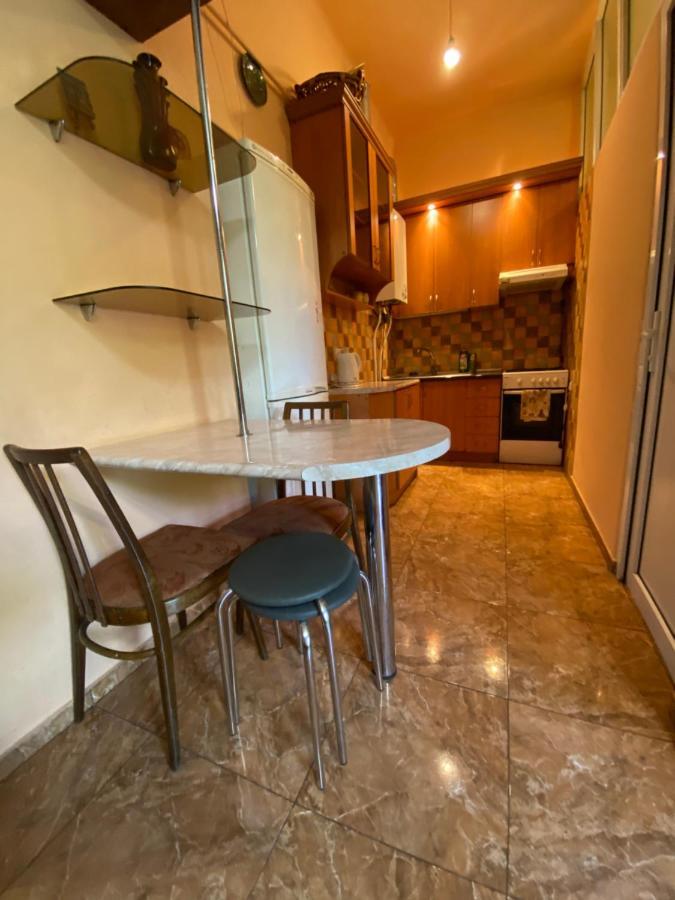 Agora Arcs Apartment Yerevan Exterior photo